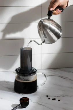 view-process-making-pressed-coffee_11zon